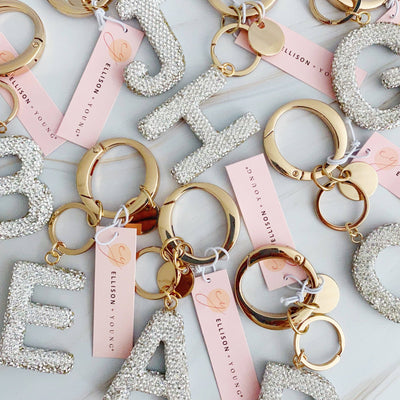 It Girl Glam Initial Key Chain: Crystal Clear / A