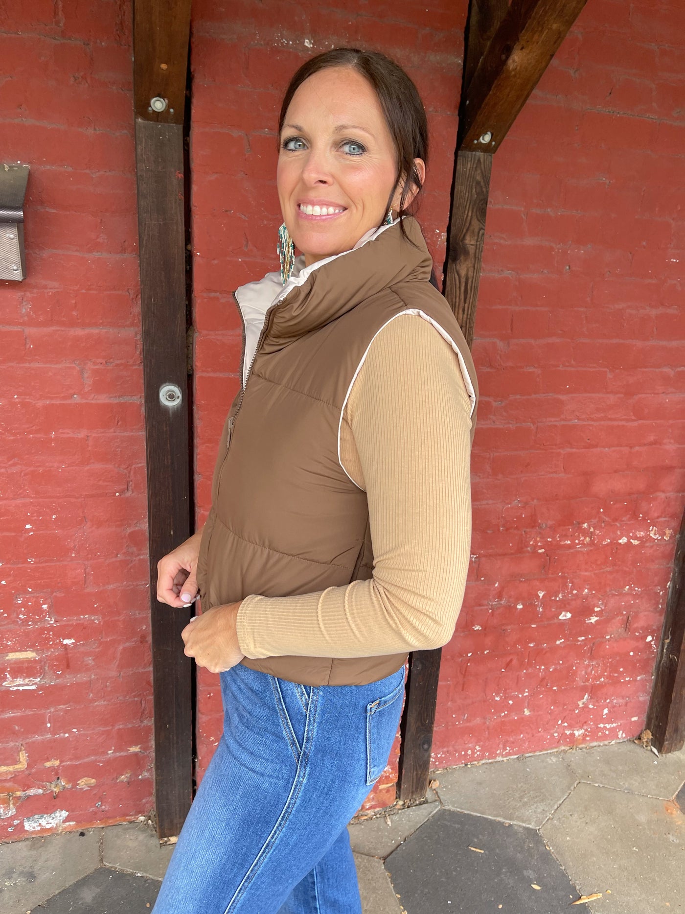 Friday I'm In Love Reversible Puffer Vest-Cocoa/Ivory