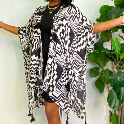 Geometric Art Kimono: Blue